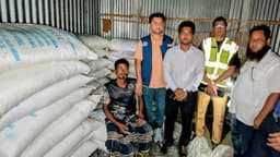 ভূরুঙ্গামারীতে অবৈধ সার মজুদ, দুইজনকে লাখ টাকা জরিমানা