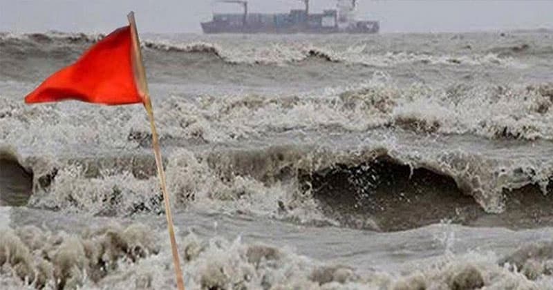    বজ্রসহ বৃষ্টির সম্ভাবনা, ৪ নদীবন্দরে সতর্কতা 