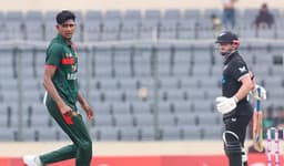 লড়াই করেও মিডল অর্ডার ব্যর্থতায় হারল বাংলাদেশ   