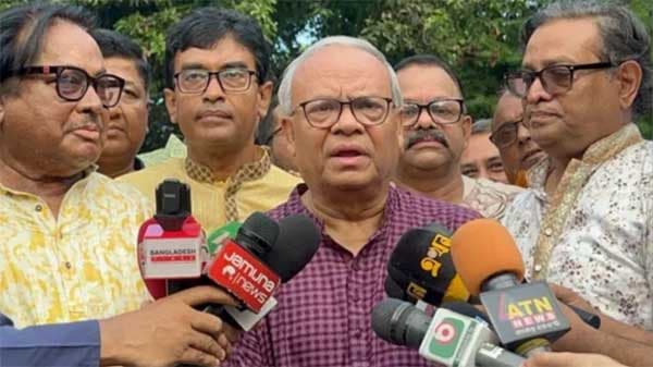 বিকাশে টাকা পাঠিয়ে ভোট কেনা কি বৈধ? প্রশ্ন রিজভীর