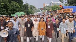 গোপালগঞ্জে হামলার প্রতিবাদে মাদারীপুরে বিক্ষোভ