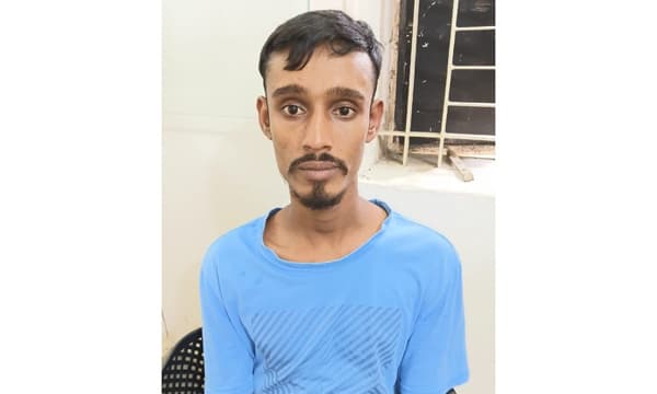 পুলিশকে ধাক্কা দিয়ে আদালত থেকে পালানো আসামি দুই দিন পর গ্রেপ্তার