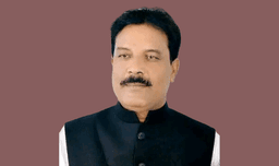 চাকরির প্রলোভনে ৩৫ লাখ হাতিয়ে সাবেক এমপি আত্মগোপনে