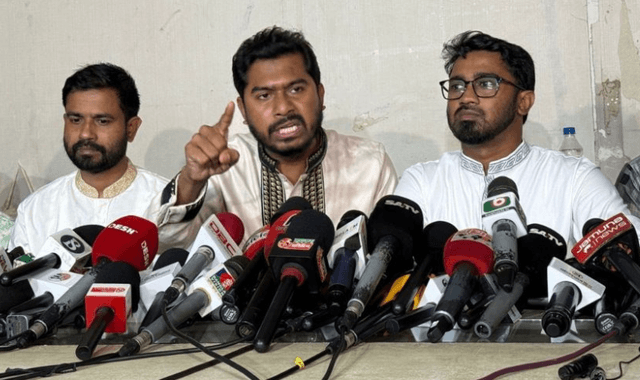 আওয়ামী লীগ নিষিদ্ধ না করলে স্বাধীনতা বিপন্ন হবে: নুরুল হক নুর