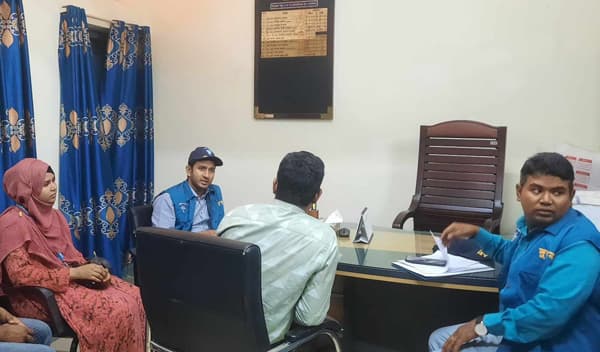 বিরামপুরে দুদকের অভিযানে উঠে এলো হাসপাতালের অন্ধকার চিত্র
