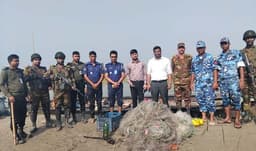 পদ্মায় যৌথ বাহিনীর অভিযান, ২৫ লাখ বর্গমিটার জাল জব্দ