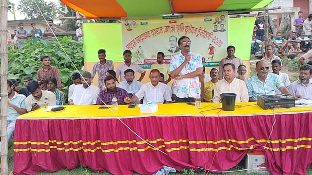 গোপালপুরে আরাফাত রহমান কোকো স্মৃতি ফুটবল টুর্নামেন্ট শুরু