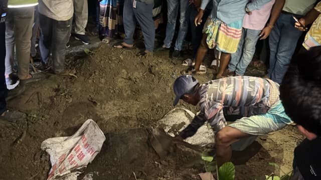 খবির সরদার হত্যা মামলার আসামি আলমাছ সরদারের মরদেহ উদ্ধার