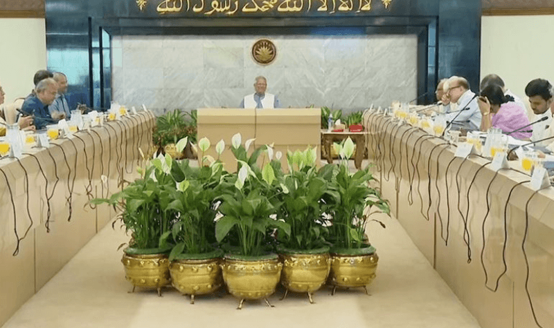 অন্তর্বর্তী সরকারের ভবিষ্যৎ দিকনির্দেশনা নিয়ে উপদেষ্টা পরিষদের বৈঠক