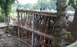 জলাবদ্ধতার মুখে গ্রাম, রাজবাড়ীতে জেলা পরিষদের জায়গায় বহুতল ভবন