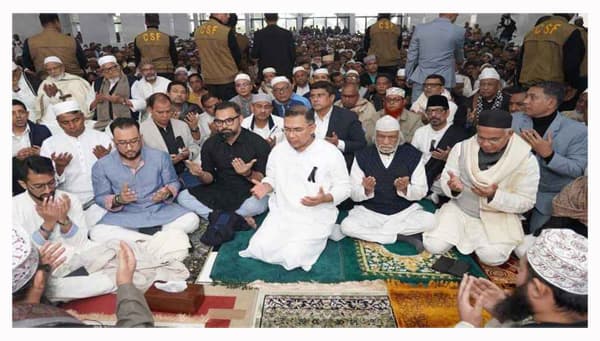 গুলশানে বিএনপির দোয়া ও মিলাদ, খালেদা জিয়ার রুহের মাগফিরাত কামনা