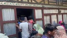 দেবীদ্বারে মাকে কুপিয়ে ভাতিজিকে আছড়ে হত্যা করল যুবক