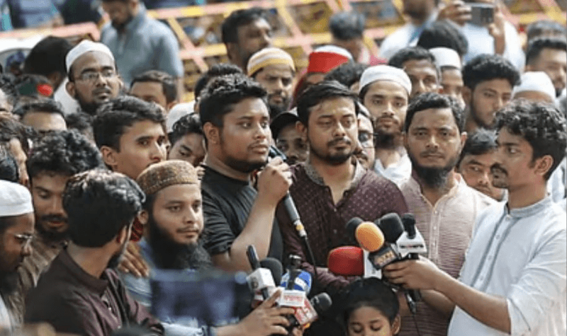 বাদ জুমা সমাবেশেই ফয়সালা হবে কে চায় আওয়ামী লীগ নিষিদ্ধ করতে