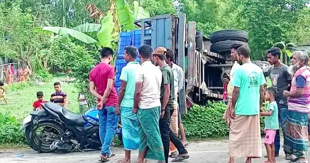 দিনাজপুরে দুই সড়ক দুর্ঘটনায় প্রাণ গেল ৩ জনের