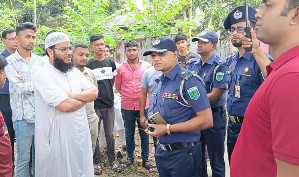 ফেসবুকে নবীকে নিয়ে কটুক্তি, জয়পুরহাটে যুবক আটক