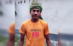 সুদের টাকার জন্য রাজবাড়ীতে যুবককে পিটিয়ে ও কুপিয়ে হত্যা