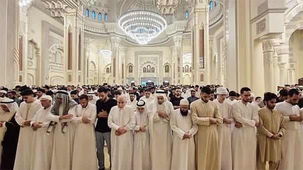 মধ্যপ্রাচ্যে আজ ঈদ, বাংলাদেশসহ কিছু দেশে কাল উদযাপন