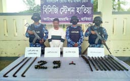 কোস্টগার্ডের অভিযান: নোয়াখালীতে আগ্নেয়াস্ত্রসহ বিএনপি নেতা আটক