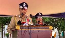 জনআস্থা ফেরাতে শৃঙ্খলা ও জিরো টলারেন্স নীতি ঘোষণা আইজিপি'র