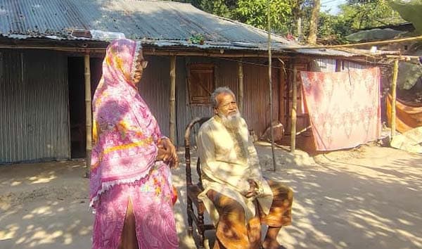 শ্রীমঙ্গলে ১১মাস ধরে ঘরবন্দী একটি পরিবার, প্রশাসনের হস্তক্ষেপ কামনা