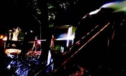 একরাতে দশ খড়ের পালায় আগুন, আতঙ্কে দিনাজপুরের তিন গ্রাম