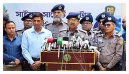 নাশকতাকারীদের কঠোর হুশিয়ারী ডিএমপি কমিশনারের