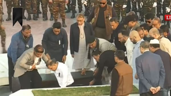 রাষ্ট্রীয় মর্যাদায় জিয়া উদ্যানে চিরনিদ্রায় খালেদা জিয়া