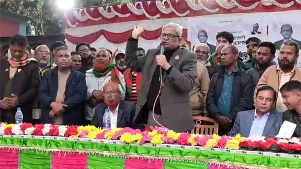 স্বাধীনতাবিরোধীদের হাতে রাষ্ট্র নিরাপদ নয়: ফখরুল