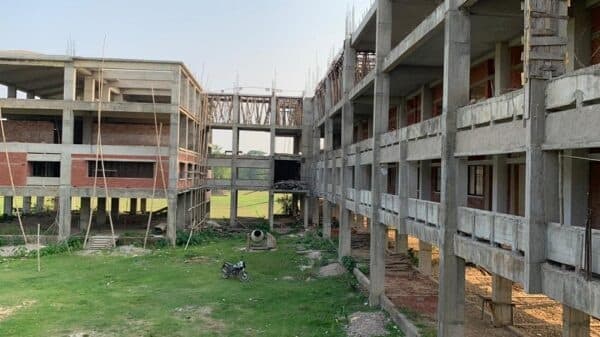 মৌলভীবাজারে ঝুলে রয়েছে ৬শিক্ষা প্রতিষ্ঠানের ভবণ নির্মাণ কাজ, পাঠদান ব্যাহত