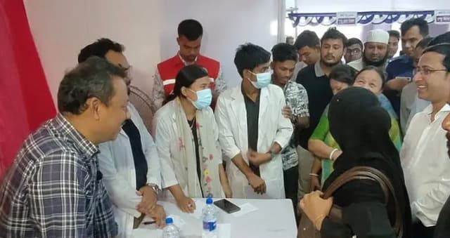 খাগড়াছড়িতে মেডিকেল ক্যাম্প ও রক্তদান কর্মসূচিতে মানবিক বার্তা