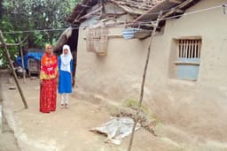 গ্রেফতার আতঙ্কে পুরুষশূন্য গোয়ালবাড়ি, বাড়িছাড়া শিক্ষার্থীরাও