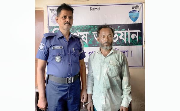 দেবীদ্বারে কণ্যা ধর্ষণচেষ্টার অভিযোগে পিতা গ্রেফতার