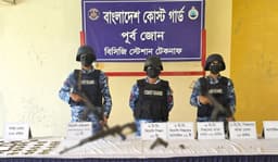 নাফ নদীতে অস্ত্র-গোলাবারুদ উদ্ধার, লক্ষ্য ছিল রোহিঙ্গা ক্যাম্প