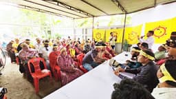 ৬ দফা দাবি বাস্তবায়নে রাজবাড়ীতে স্বাস্থ্য সহকারীদের অবস্থান কর্মসূচি