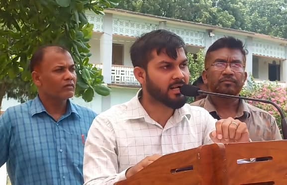 শিক্ষার্থীদের ওপর চিন্তার বোঝা নয়, বিকাশে সুযোগ দিন: শাকিল আহমেদ