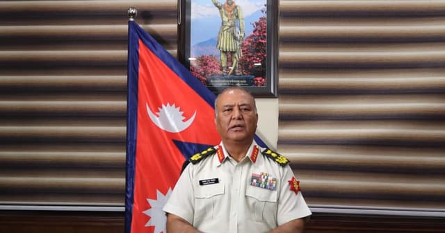 নেপালে চলমান সহিংসতা ও অস্থিরতা দমাতে ক্ষমতা নিল সেনাবাহিনী