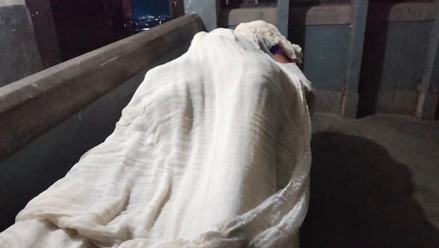 লাউয়াছড়ায় ট্রেনে কাটা পড়ে প্রাণ গেল যুবকের