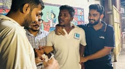 জবিতে ছাত্রলীগ-সংশ্লিষ্ট সন্দেহে যুবক আটক, পুলিশের কাছে হস্তান্তর