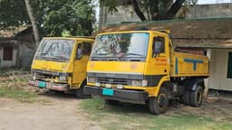 গোয়ালন্দে ফসলি জমিতে অবৈধ মাটি কাটায় দুই ড্রাম ট্রাক জব্দ 