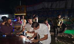 রাজবাড়ীতে ৪ ট্রাক চালককে জরিমানা, অভিযান চলছে