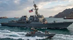 নৌ অবরোধে ক্ষুব্ধ তেহরান, মার্কিন যুদ্ধজাহাজ ডুবির হুঁশিয়ারি