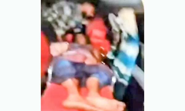 কোম্পানীগঞ্জে ডুবে যাওয়া বলগেট তুলতে গিয়ে দুই শ্রমিক গুরুতর আহত