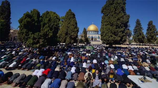 ৪০ দিন পর খুললো আল-আকসা, মুসল্লিদের অশ্রুসিক্ত প্রত্যাবর্তন