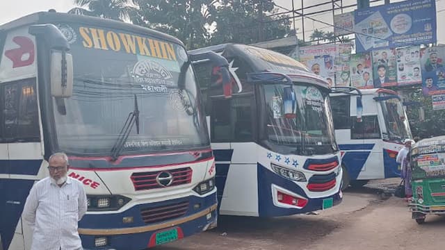পাল্টাপাল্টি কর্মসূচিতে স্থবির ময়মনসিংহ মহাসড়ক