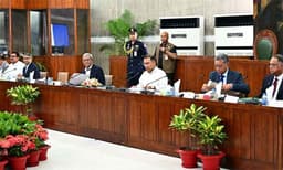 মন্ত্রিসভায় বাজেট অনুমোদনের বৈঠক, সংসদে পেশের প্রস্তুতি চূড়ান্ত