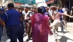 পুলিশের উপস্থিতিতে নারী উদ্যোক্তাকে মারধরের ভিডিও ভাইরাল, রাজবাড়ীতে ক্ষোভ