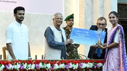 তরুণদের স্বেচ্ছাসেবায় উৎসাহ প্রধান উপদেষ্টার