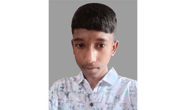 আম পাড়তে গিয়ে বিদ্যুতায়িত হয়ে মাদ্রাসা ছাত্রের মৃত্যু 