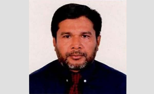 জবির উপাচার্যের পিএসের বিরুদ্ধে রূঢ় আচরণে ক্ষোভ শিক্ষার্থীদের