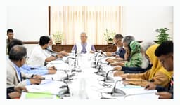 ইউনূসের নেতৃত্বে গণভোট আলোচনায় উপদেষ্টা পরিষদ